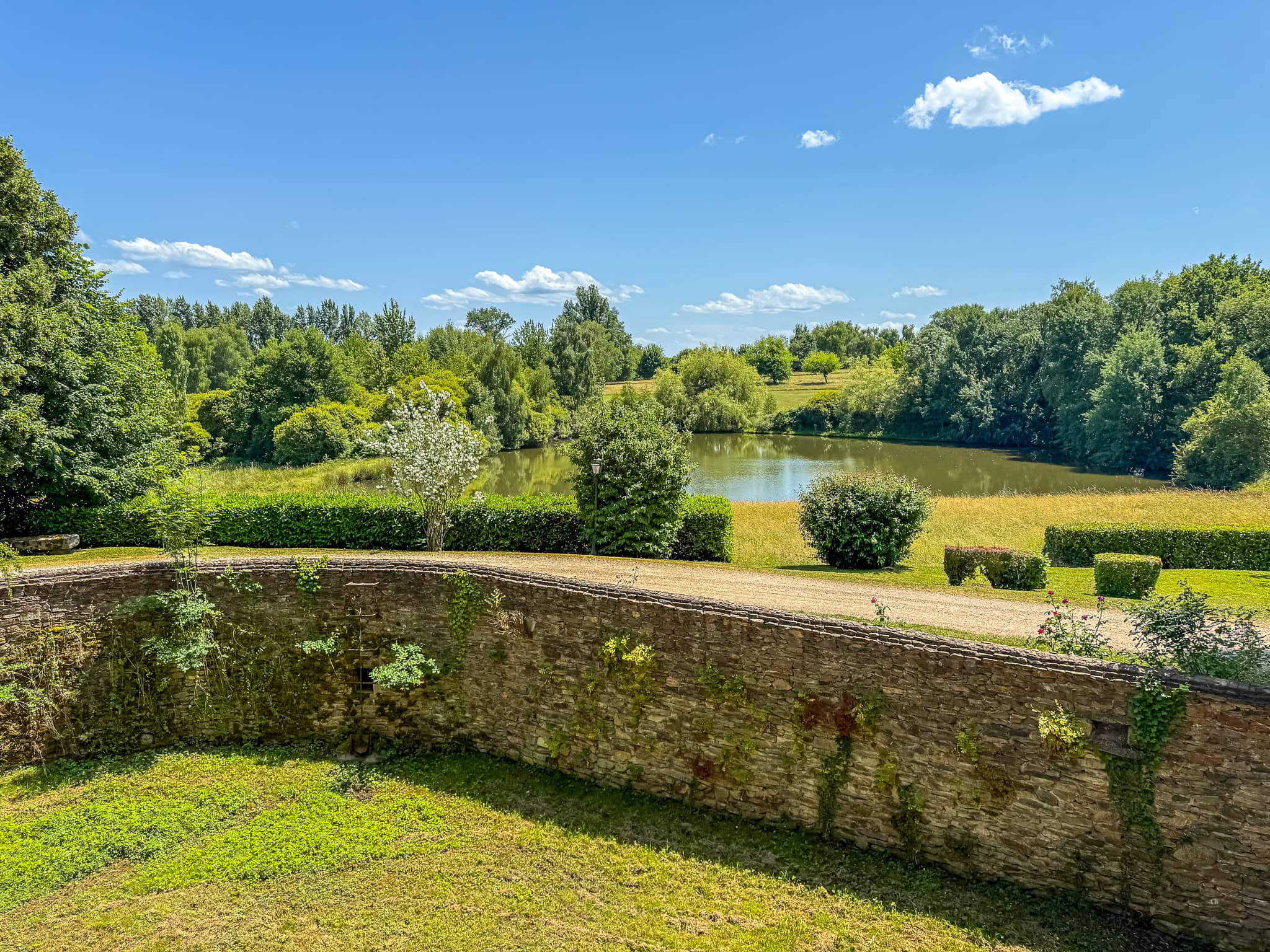 parc-jardins-étang-manoir-dryades